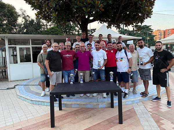 Una parte dello staff della Scuola Calcio ARCI UISP Scampia